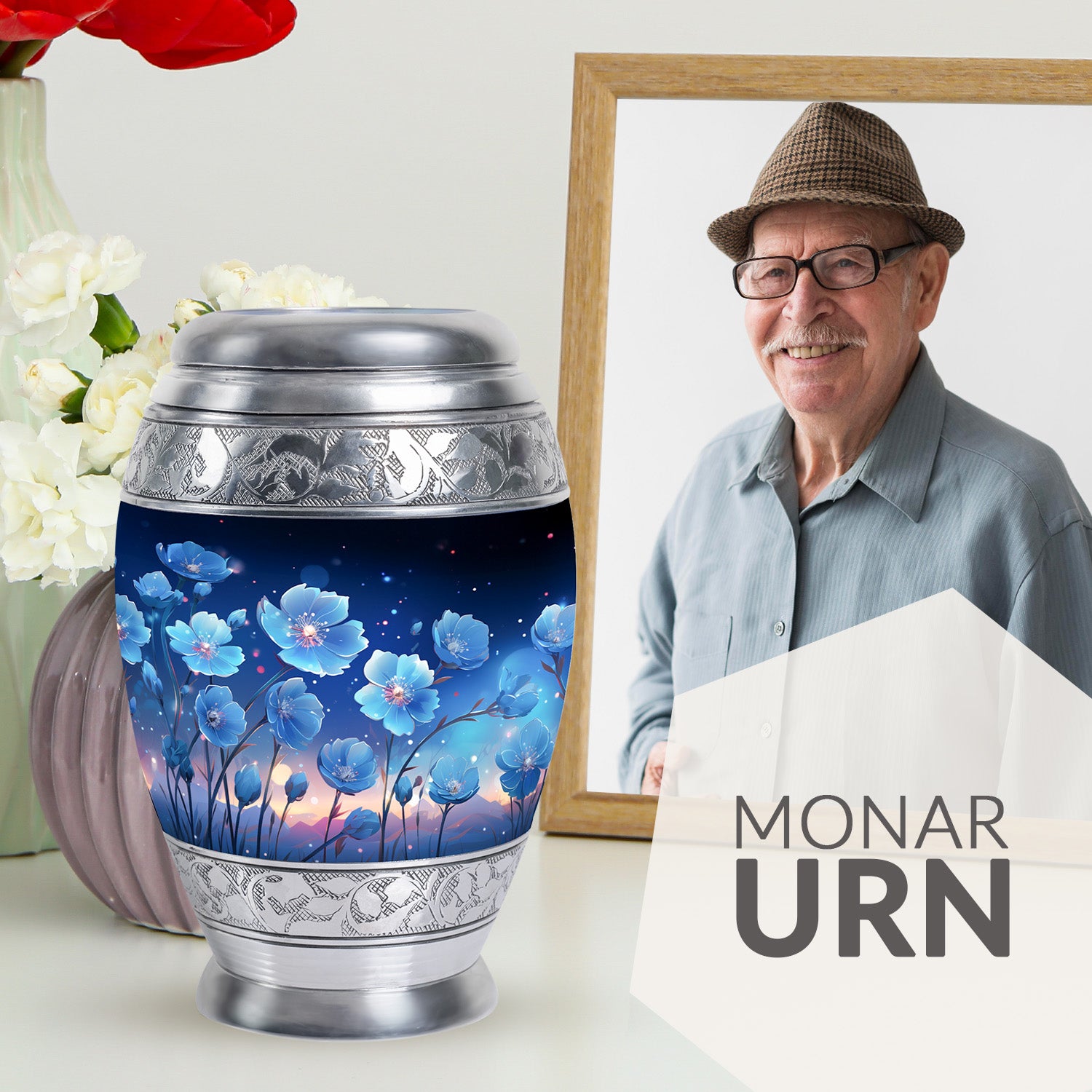 Monar Urns