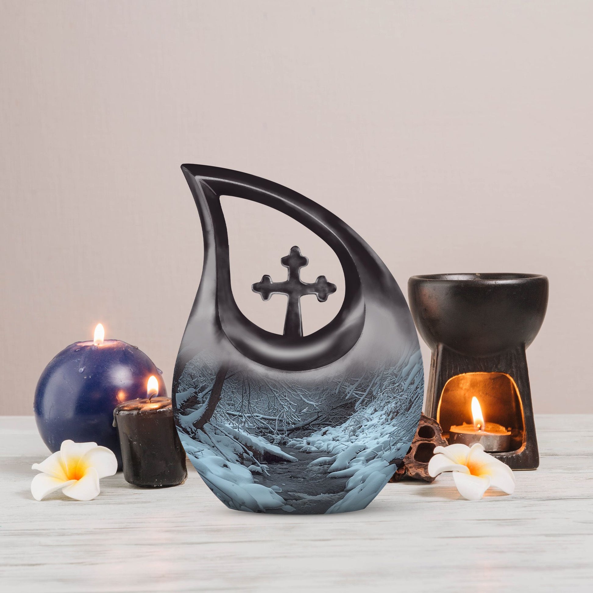 10-inch Mountains Themed Men's Urn 