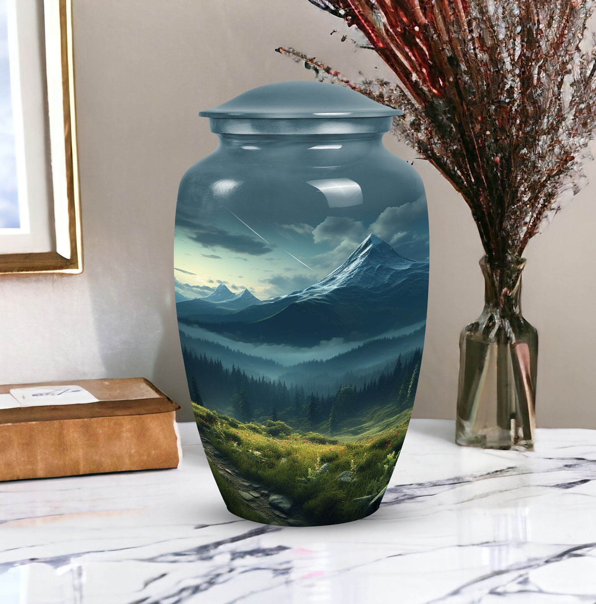 Small Mountains Urn, an elegant cremation keepsake for storing ashes, suitable for both adult men and women.