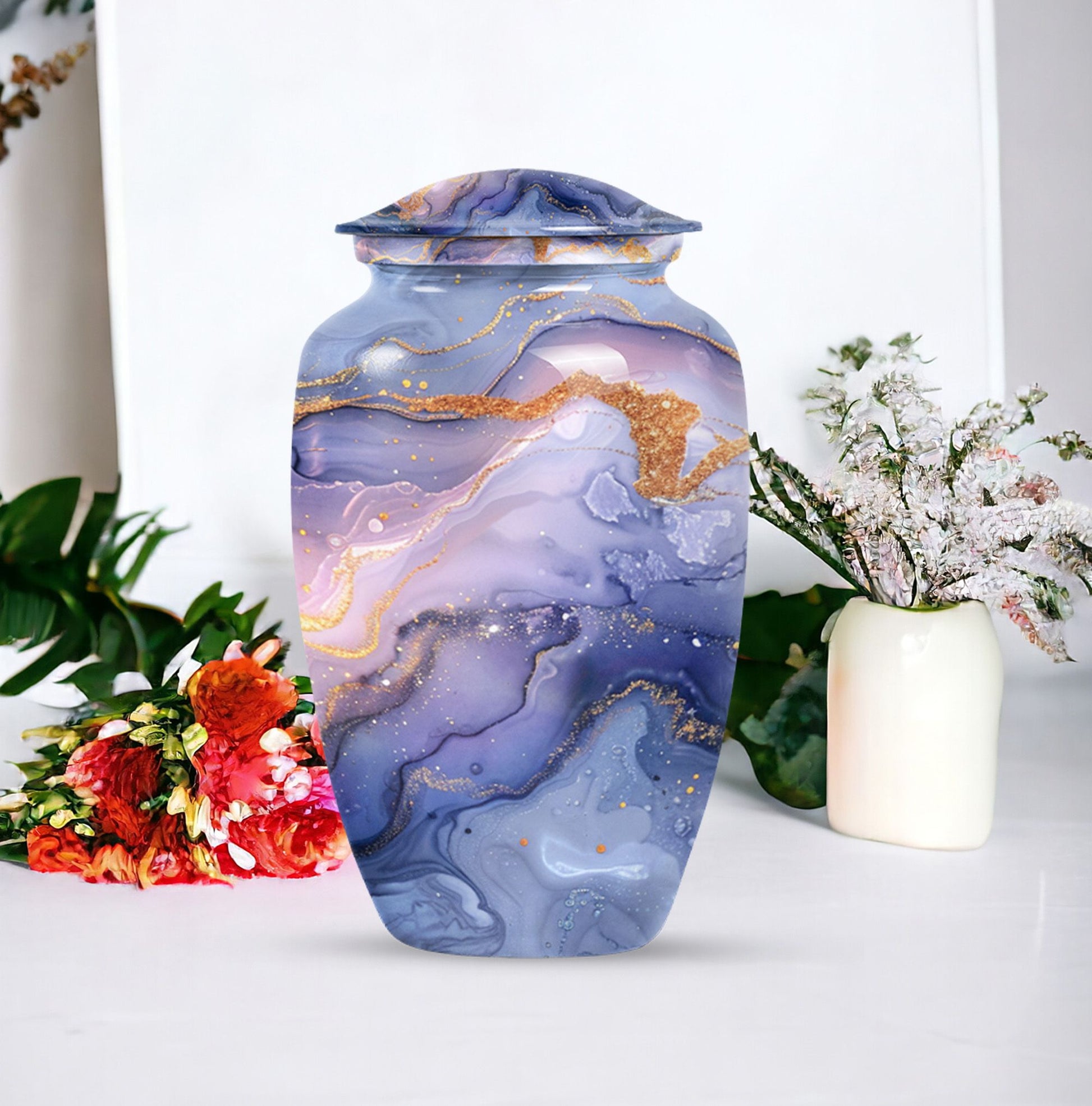 Abstract Urn in Classic design, memorial urn for male ashes