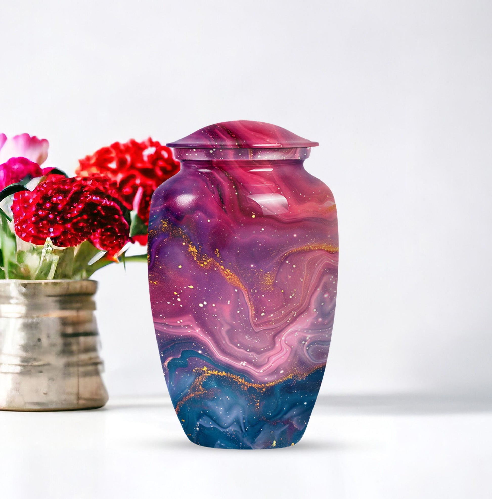 Abstract urn for adults' ashes, Keepsake Urn