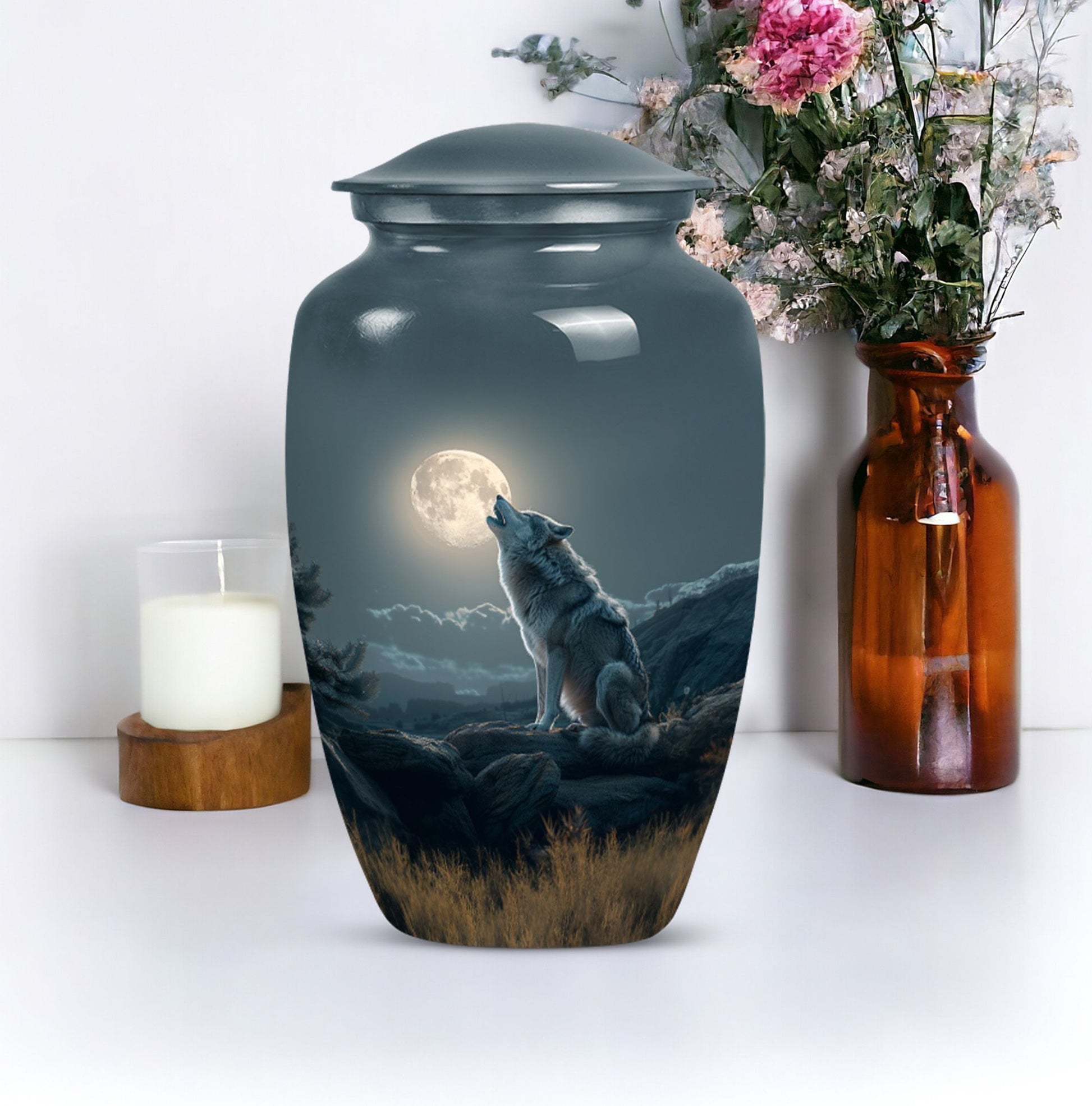 10-inch wolf howling memorial urn for burial, 