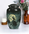 wolf howling theme for human ashes, Memorial Urns for Ashes