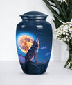 10-inch classic wolf howling urn, 