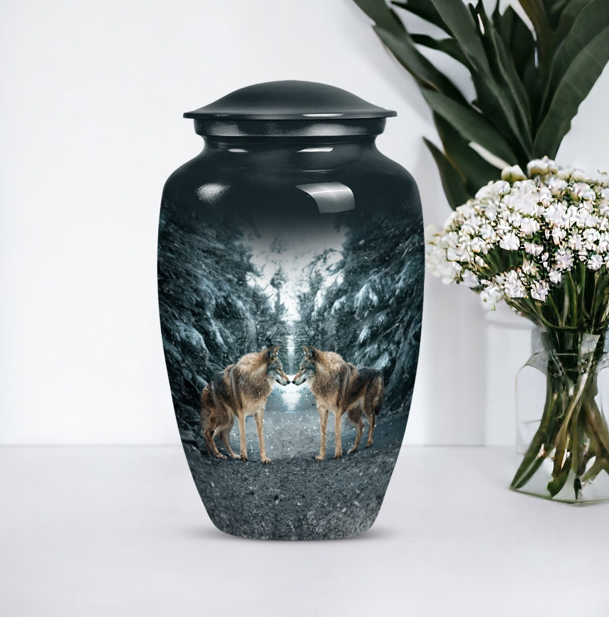 Wolf Howling Classic Urn, funeral urn for adult ashes