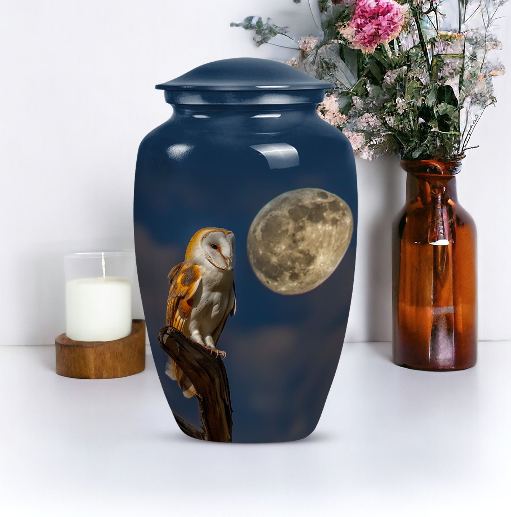 Classic Barn Owl Cremation Urn, 