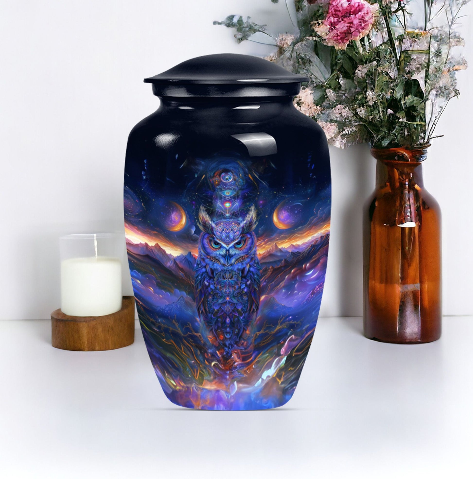 Classic 10 inch owl urn with a wolf howling theme.