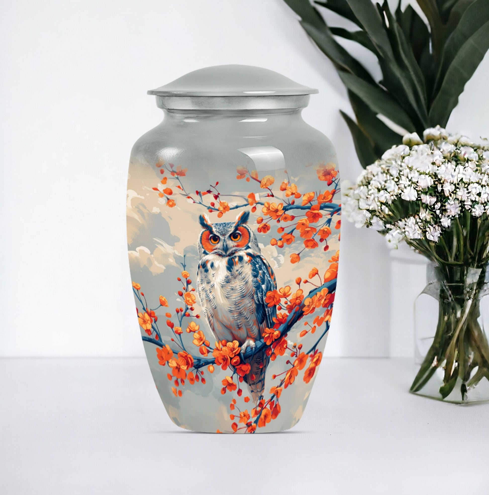 10-inch classic owl urn with wolf howling theme.