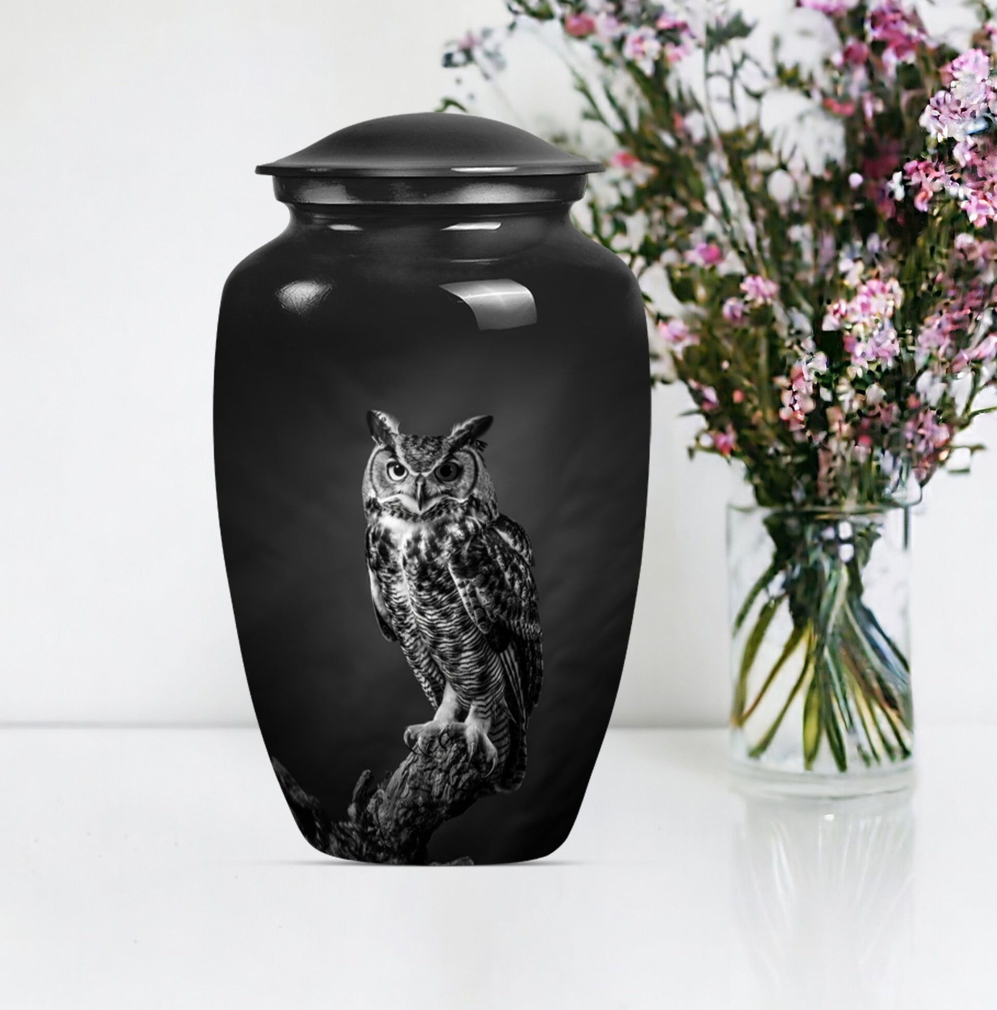 Large Owl urn